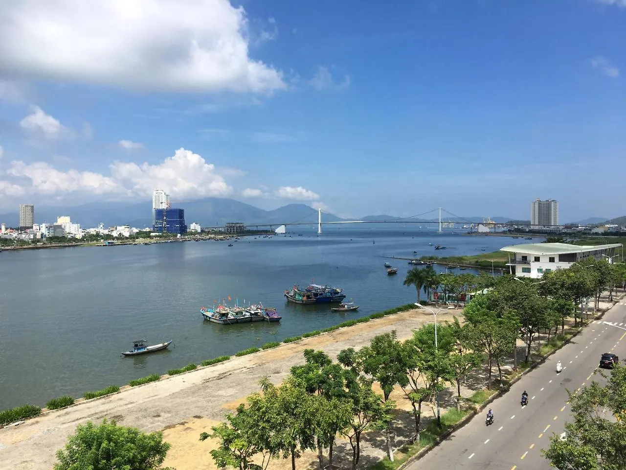 Vitalis Riverside Hotel Da Nang